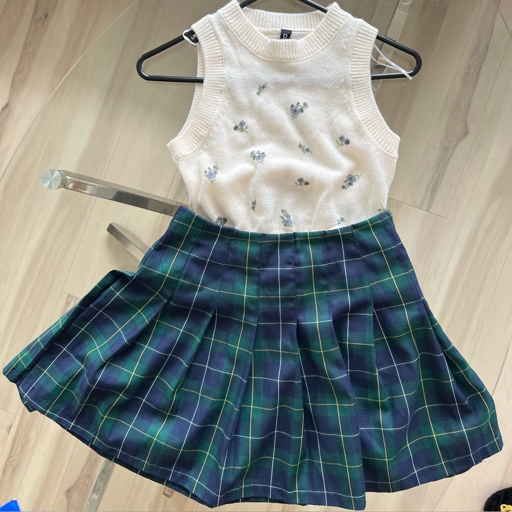 COPY - COPY - H and M divided plaid mini skirt